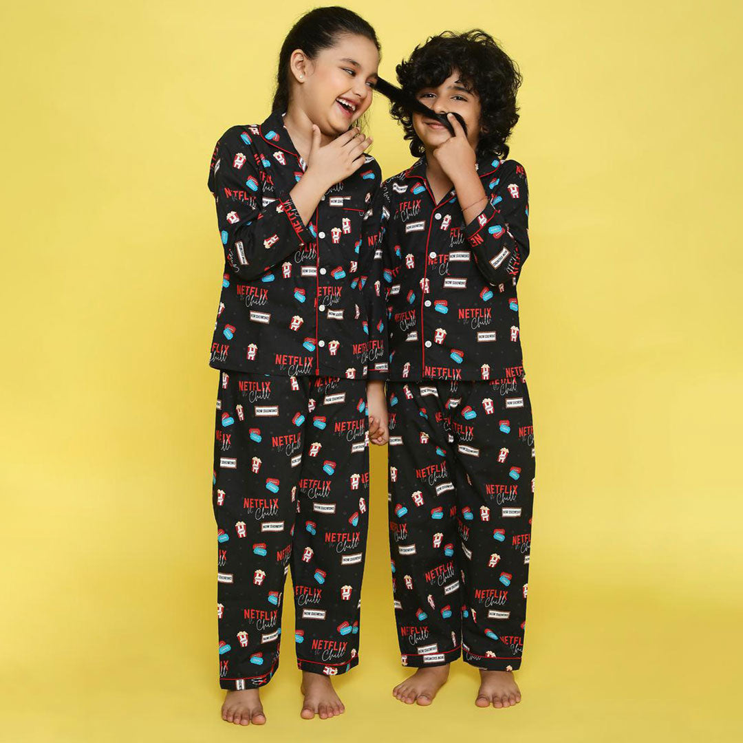 Netflix And Chill Print Nightsuit