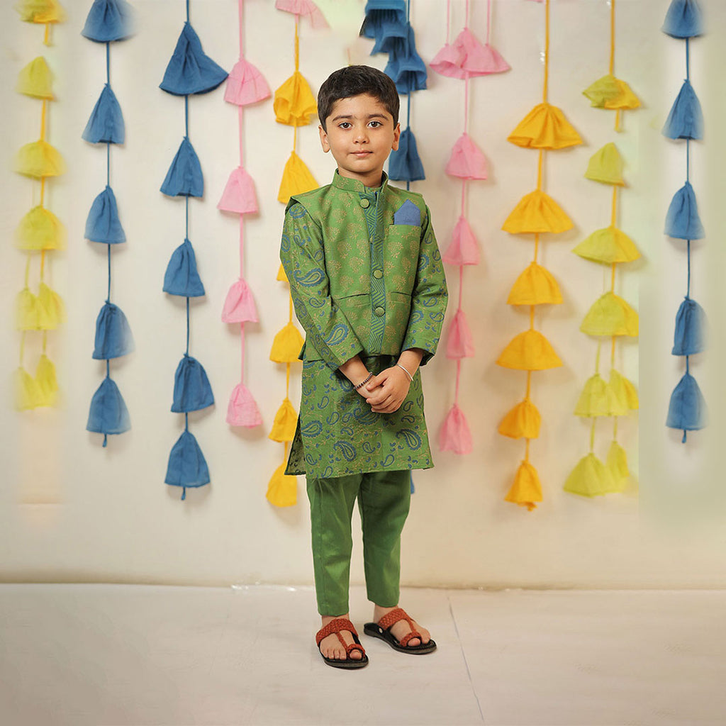 Green Block Printed Kurta Set With Jacket