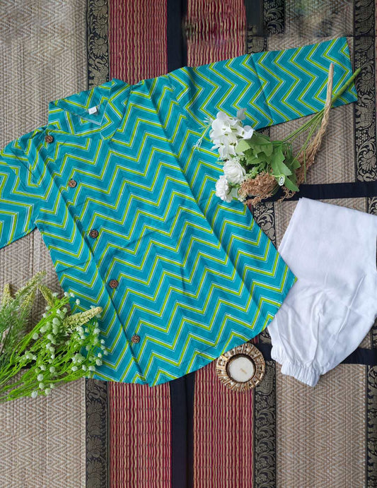 Green Zig Zag Print Kurta With White Pyjama