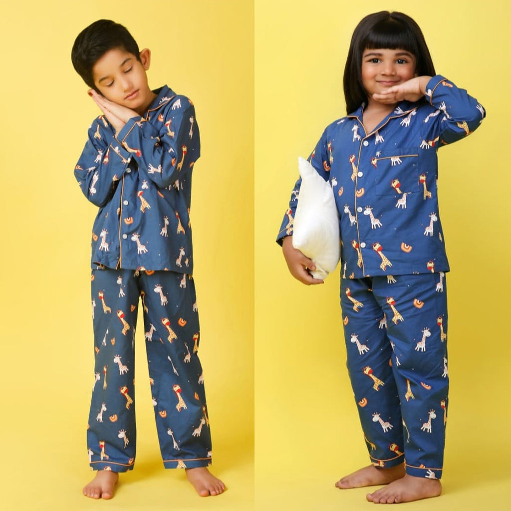 Unisex Pure Cotton Kid's Blue Giraffe Print Nightsuit- Blue
