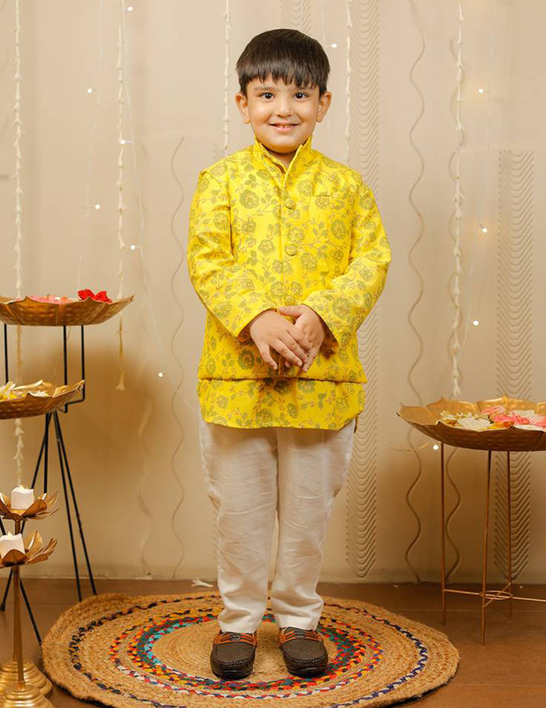 Yellow And Off White Kurta Pyjama Set With Jacket